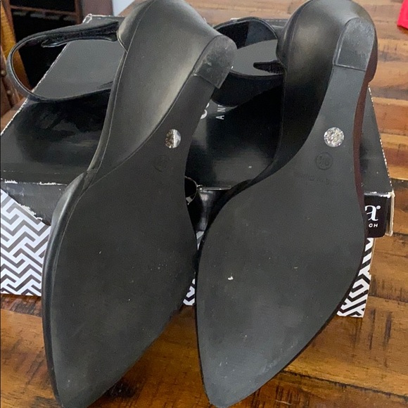 A.N.A - Picture 4 of 4